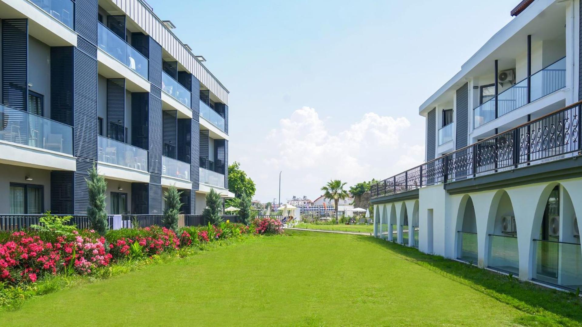 Side Square Hotel Exterior photo